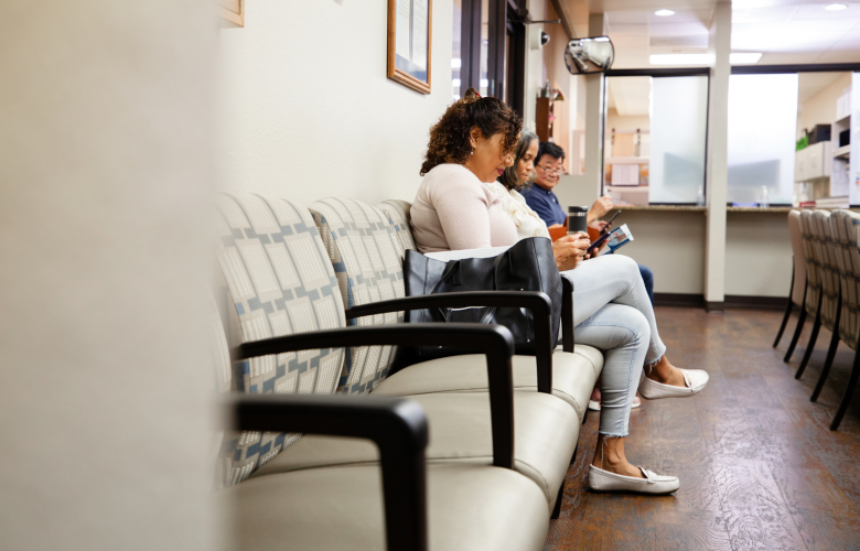 A photo of a doctor's waiting room.
